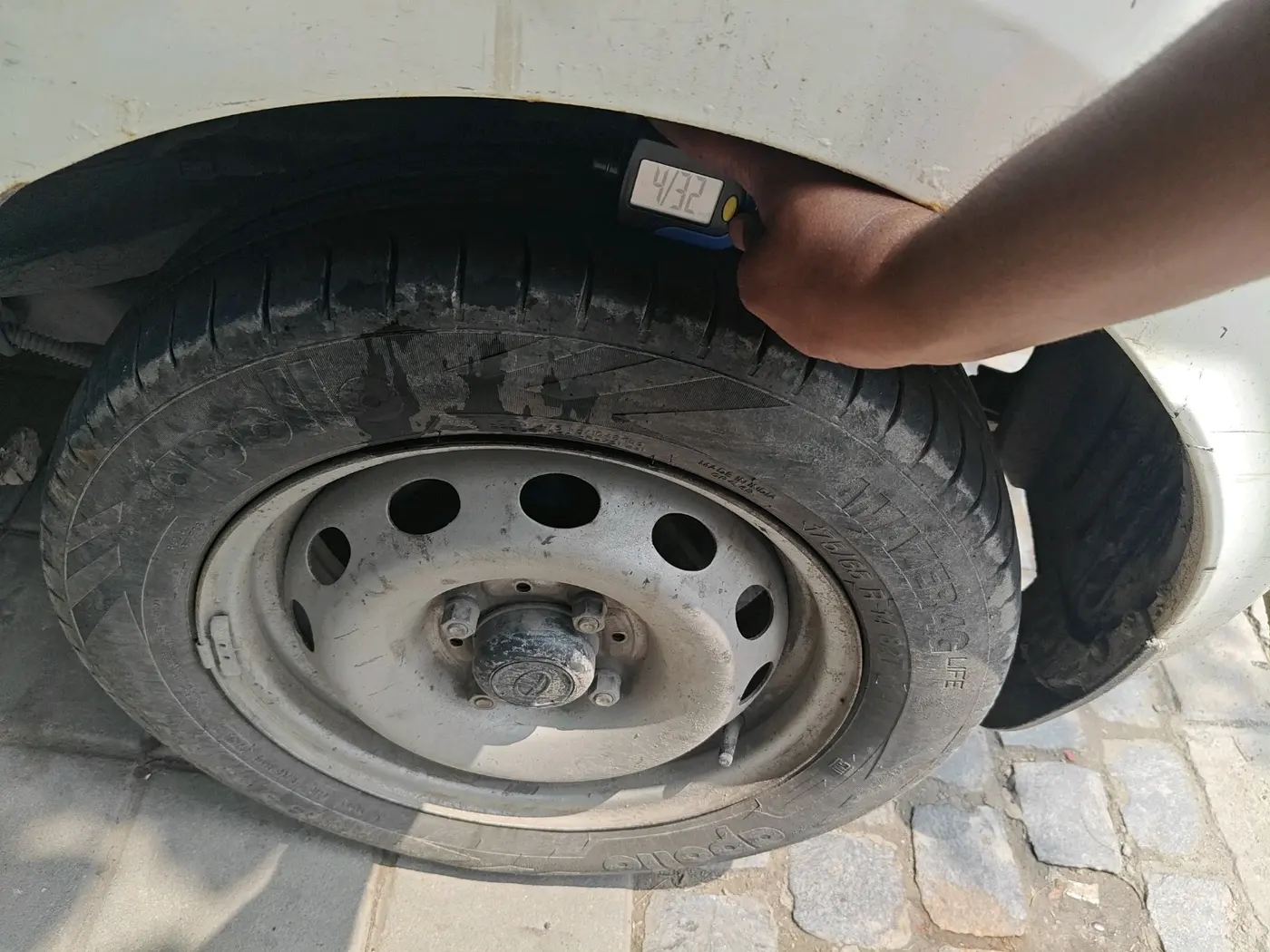 2022 Tata Tiago XM CNG, CNG, Manual, 73,347 km, tyre