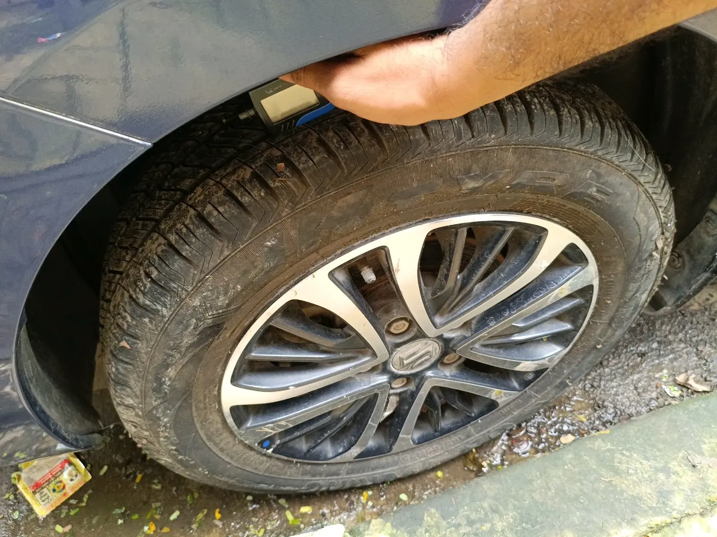 2020 Maruti Ertiga VXI CNG, CNG, Manual, 54,505 km, tyre