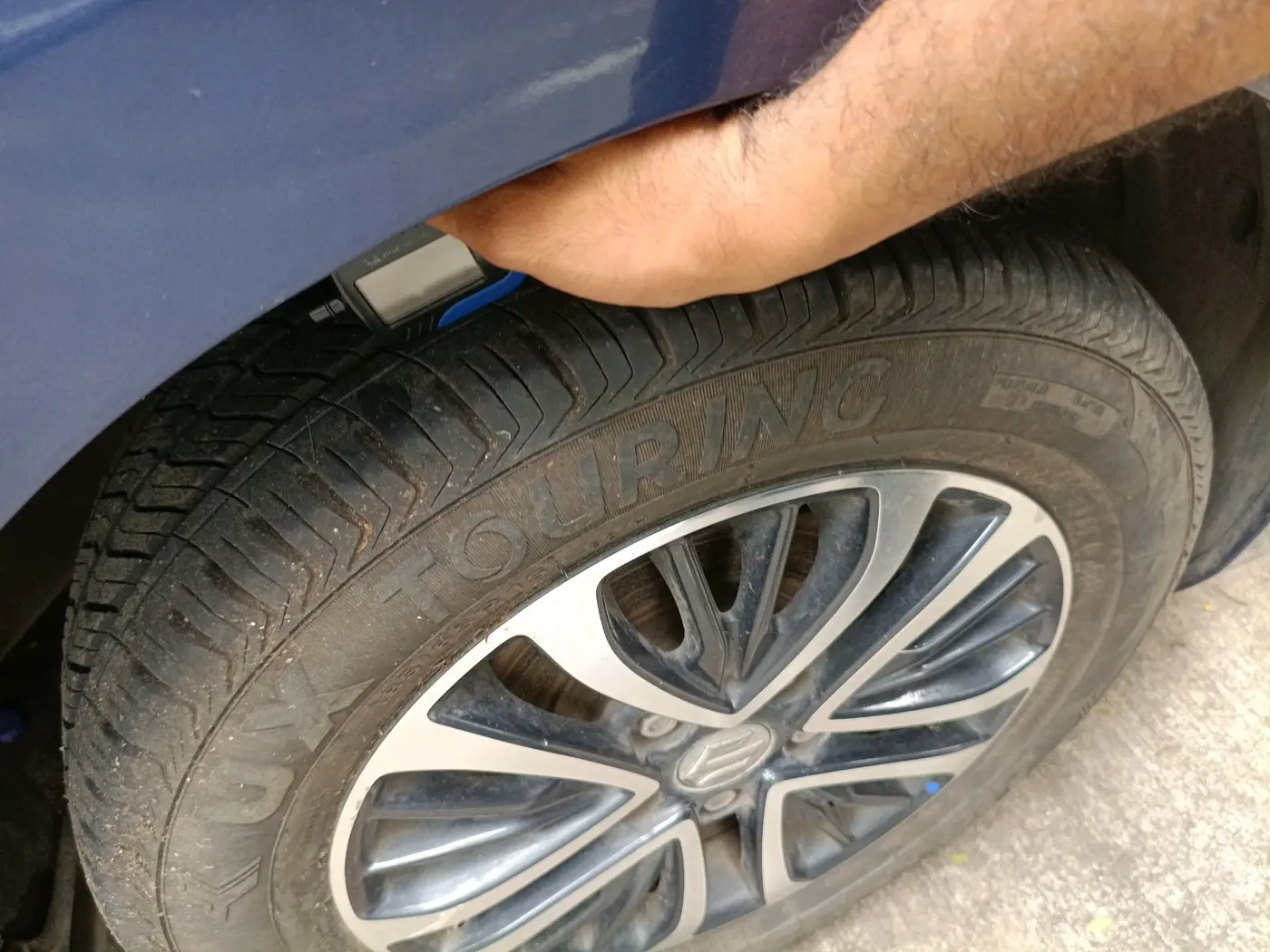 2020 Maruti Ertiga VXI CNG, CNG, Manual, 54,505 km, tyre