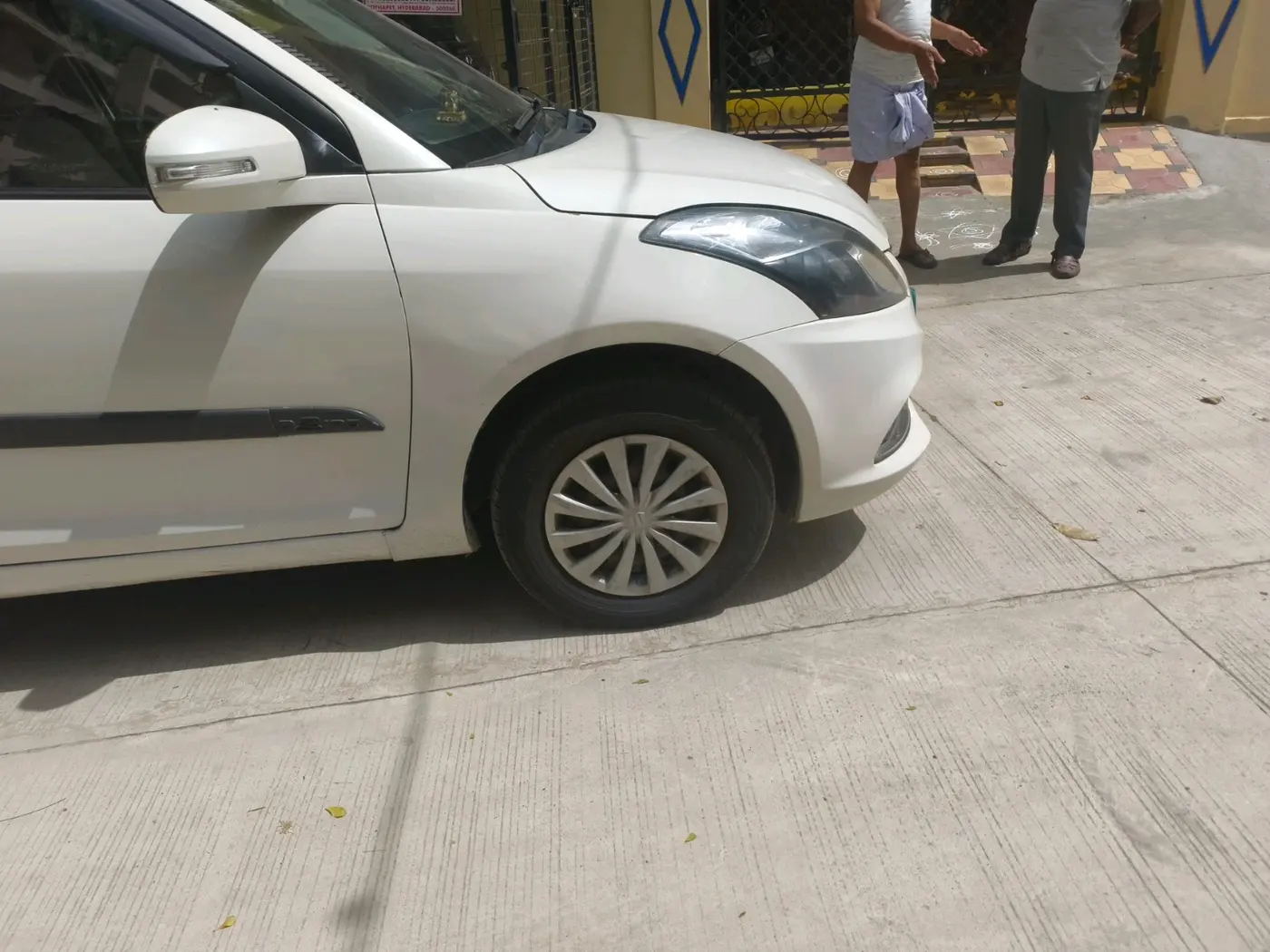 2015 Maruti Swift Dzire VDI, Diesel, Manual, 1,47,384 km, tyre
