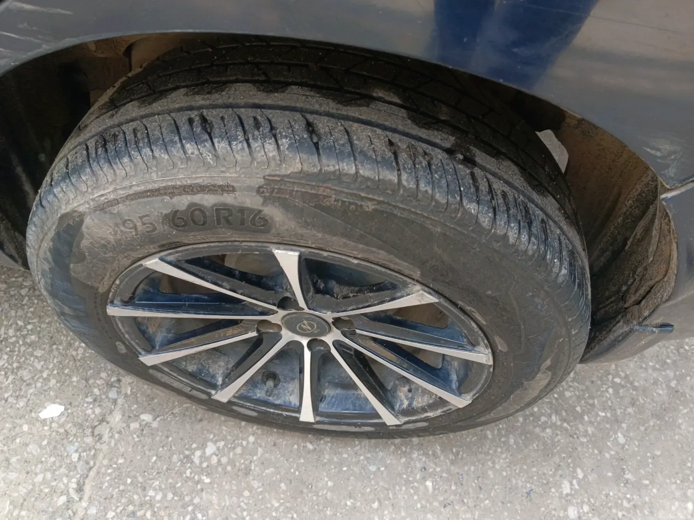 2022 Maruti Baleno SIGMA PETROL 1.2, Petrol, Manual, 63,308 km, tyre