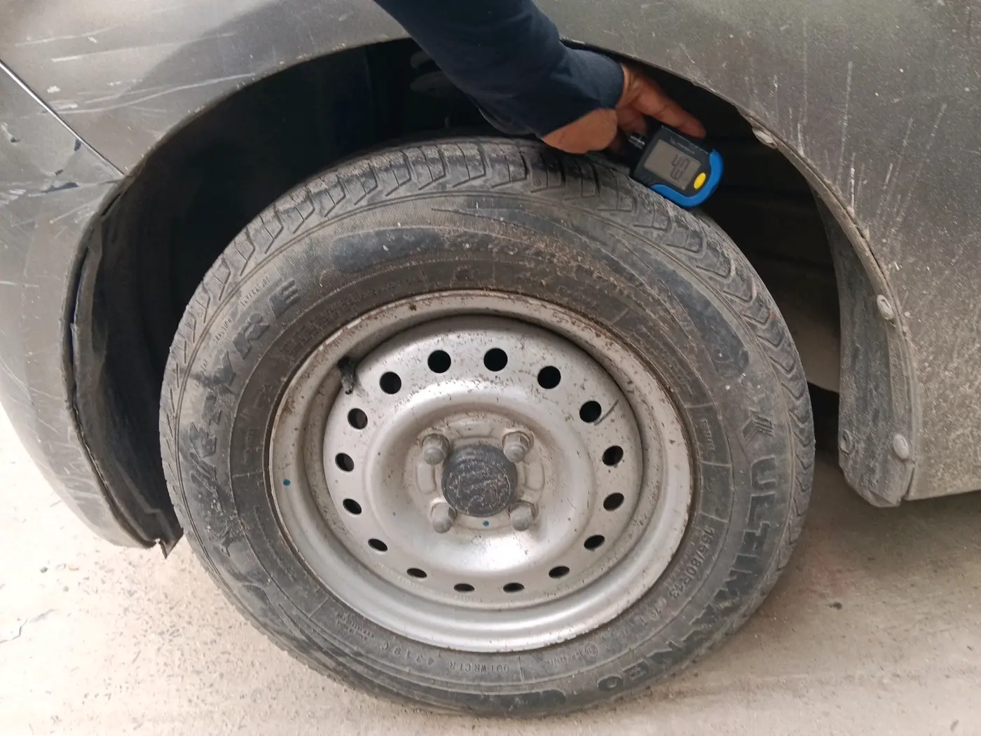 2019 Maruti New Wagon-R LXI 1.0, Petrol, Manual, 60,286 km, tyre