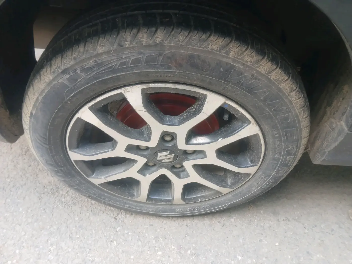 2022 Maruti XL6 ZETA MT, Petrol, Manual, 31,007 km, tyre