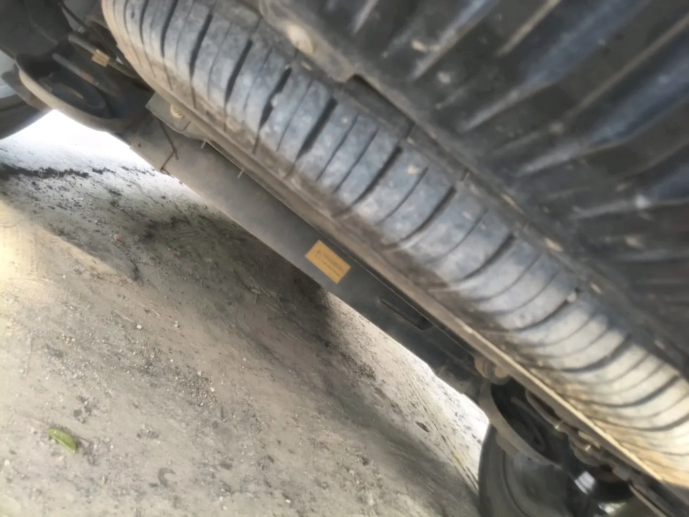 2024 Tata Safari ADVENTURE PLUS DARK EDITION, Diesel, Manual, 70,604 km, tyre