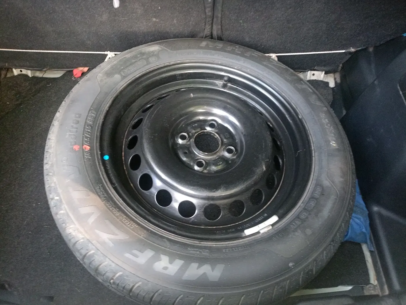 2019 Maruti Baleno DELTA PETROL 1.2, Petrol, Manual, 98,270 km, tyre