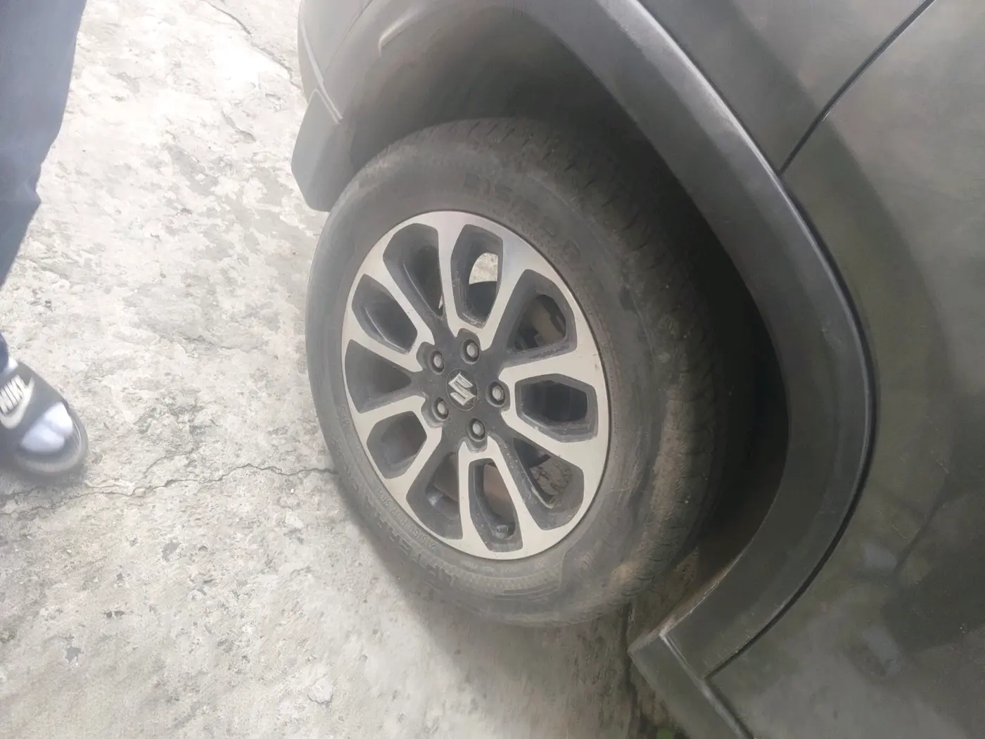 2023 Maruti Grand Vitara DELTA SMART HYBRID, Petrol, Manual, 25,734 km, tyre