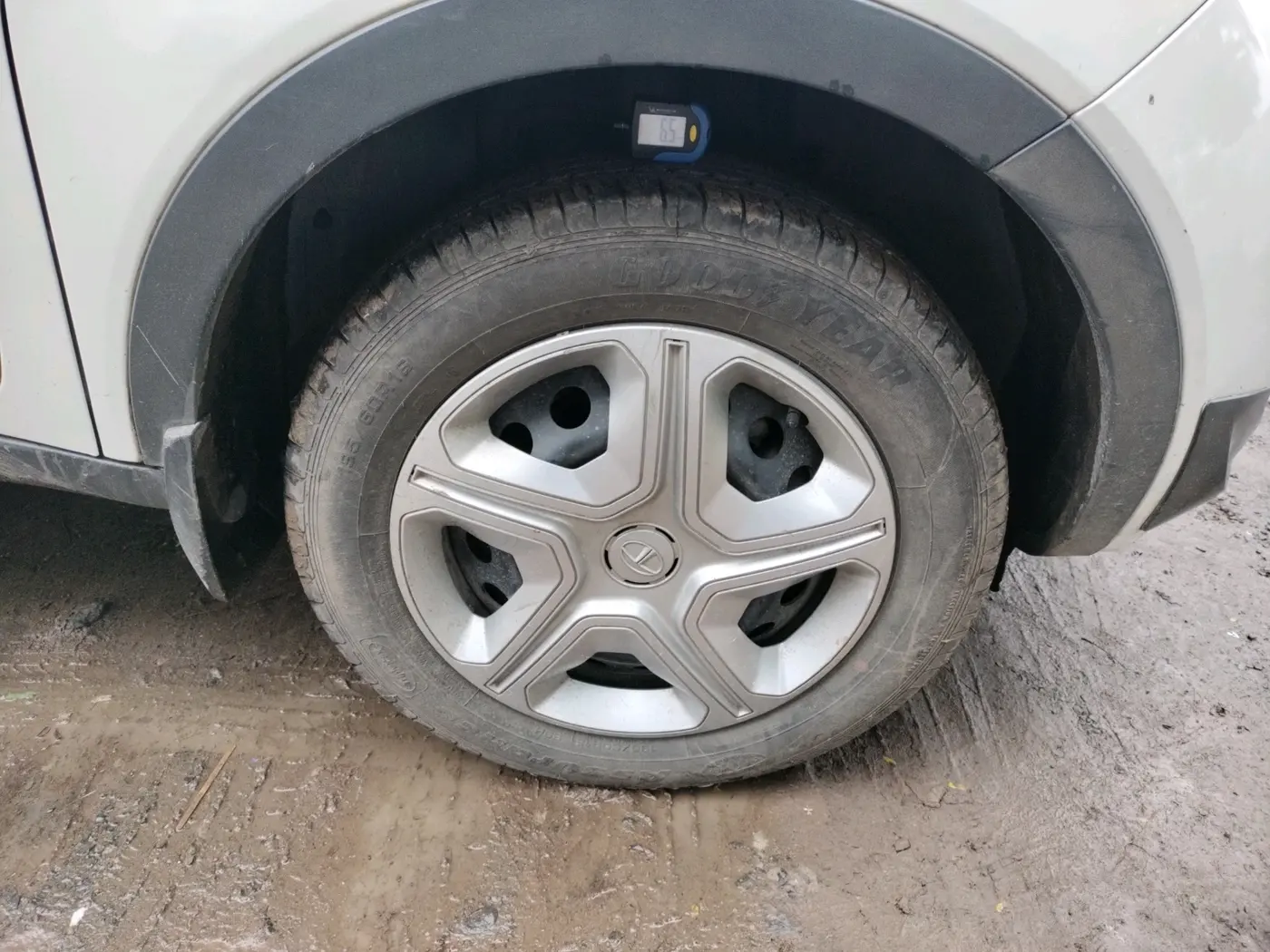 2019 Tata NEXON XM PETROL, Petrol, Manual, 48,779 km, tyre