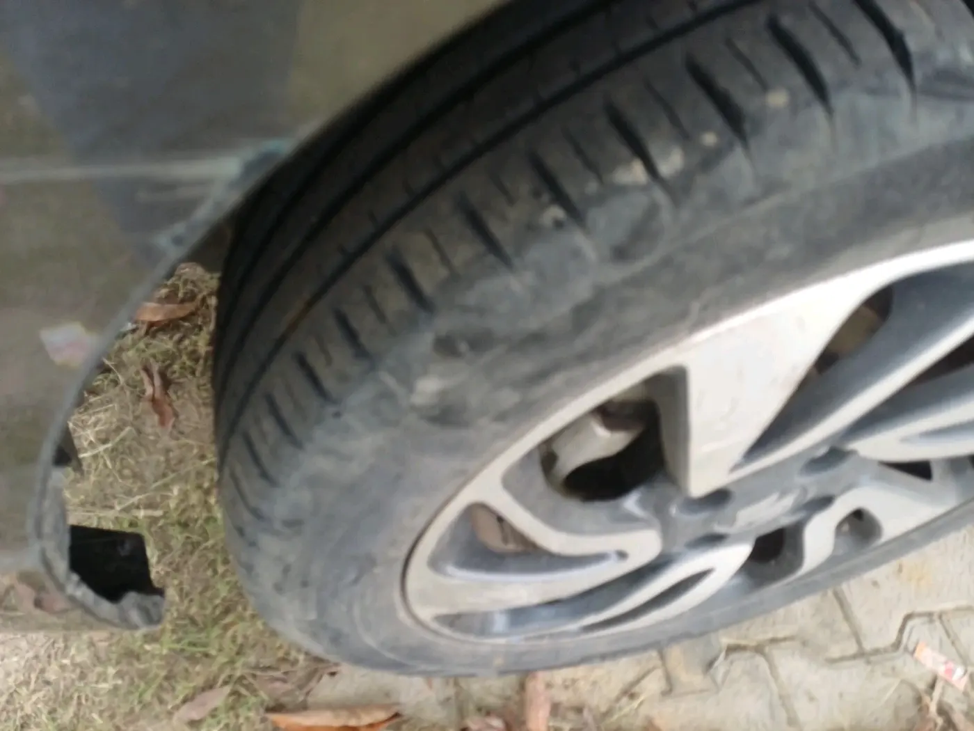2019 Maruti Baleno ALPHA PETROL 1.2, Petrol, Manual, 38,551 km, tyre