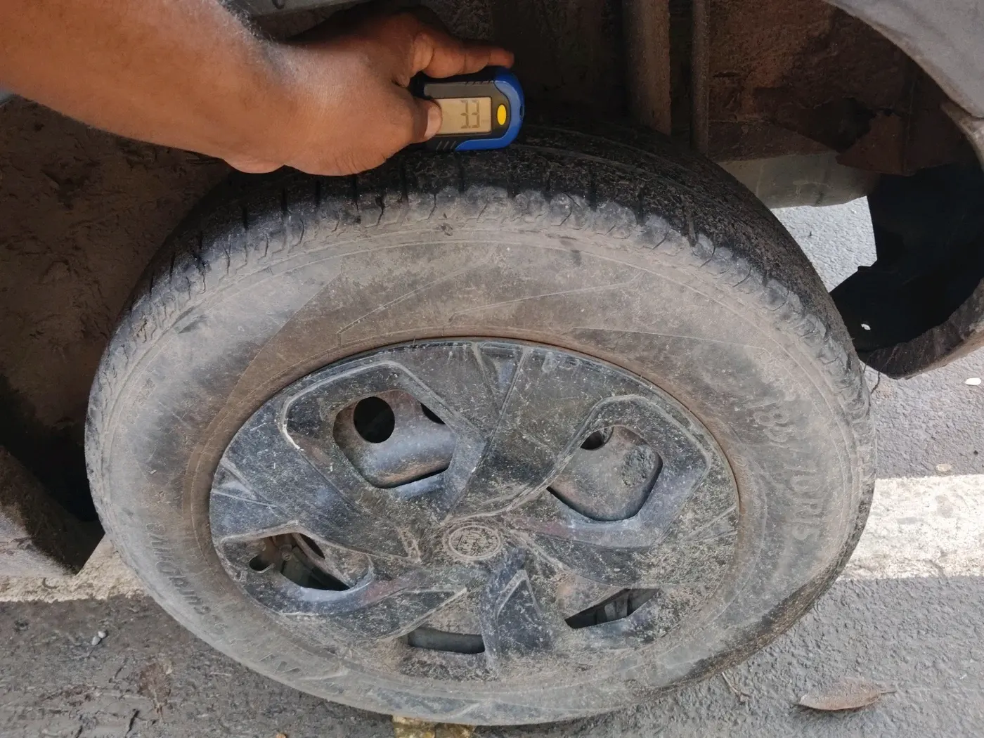 2022 Tata PUNCH ADVENTURE MT, Petrol, Manual, 65,171 km, tyre