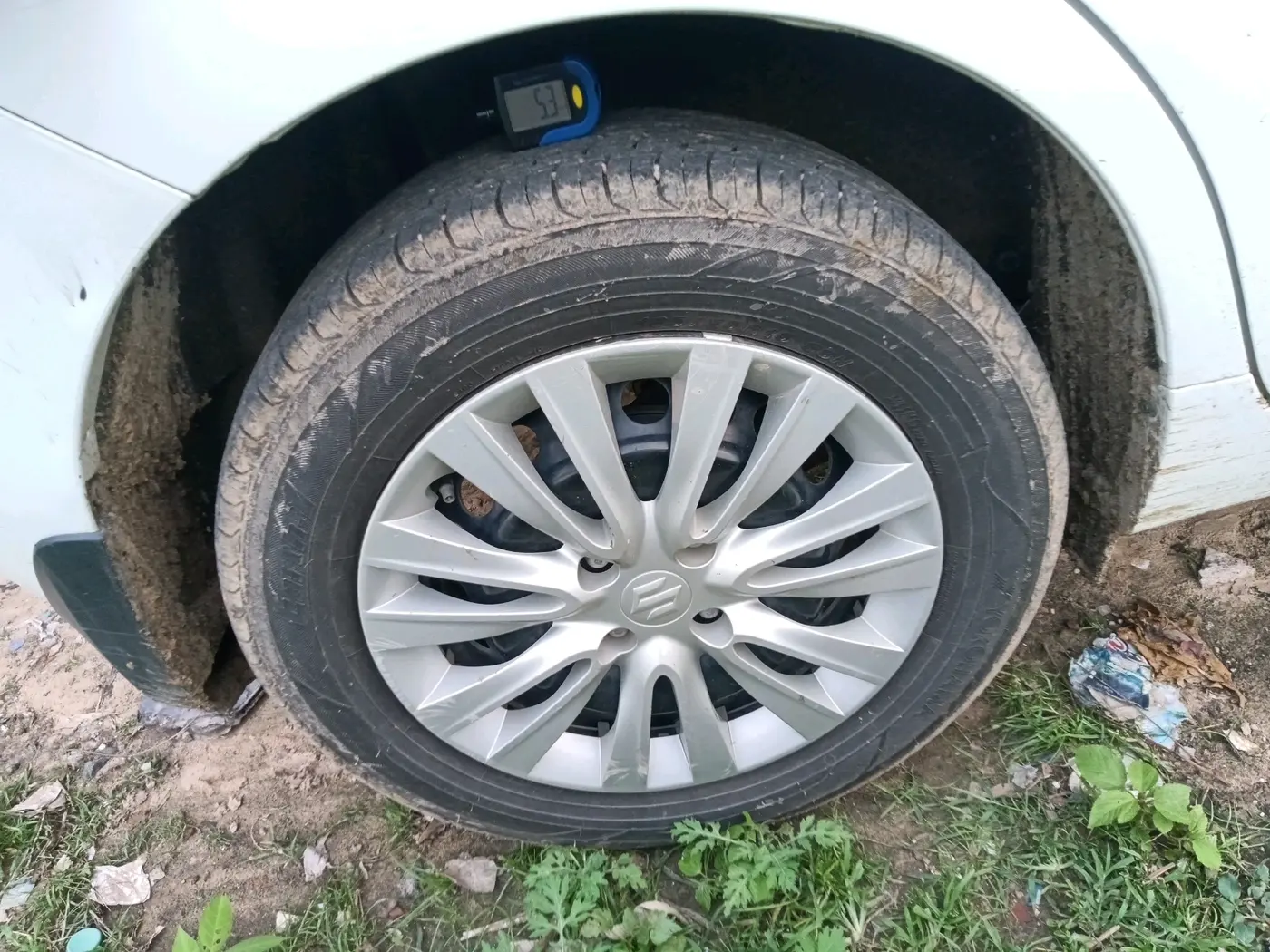 2021 Maruti Baleno DELTA PETROL 1.2, CNG, Manual, 1,35,905 km, tyre