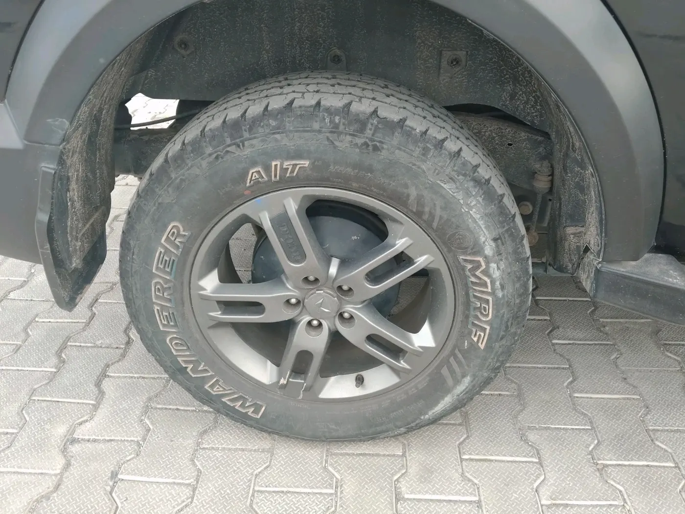 2022 Mahindra Thar LX PETROL HT 4WD AT, Petrol, Automatic, 28,092 km, tyre
