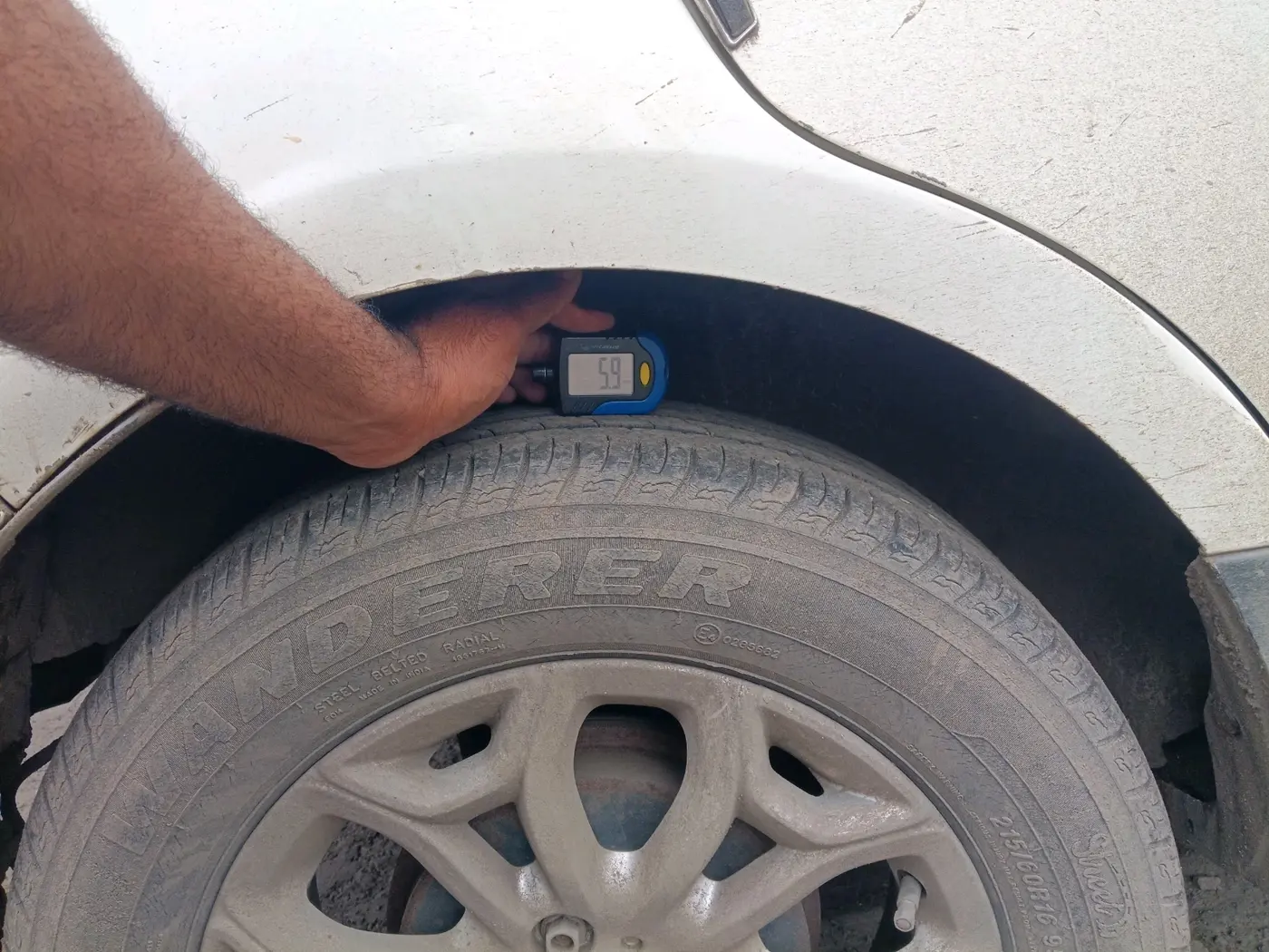 2013 Ford Ecosport TITANIUM 1.5L DIESEL, Diesel, Manual, 2,06,463 km, tyre