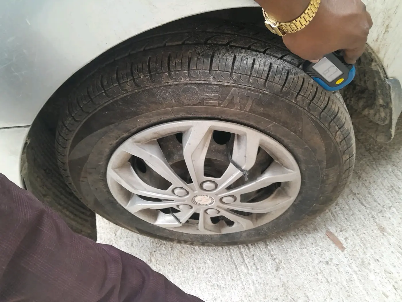 2013 Hyundai Eon ERA +, Petrol, Manual, 65,794 km, tyre