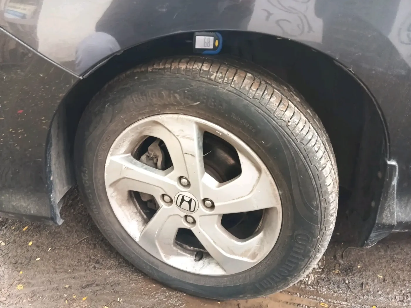 2015 Honda City 1.5L I-VTEC VX, Petrol, Manual, 85,384 km, tyre