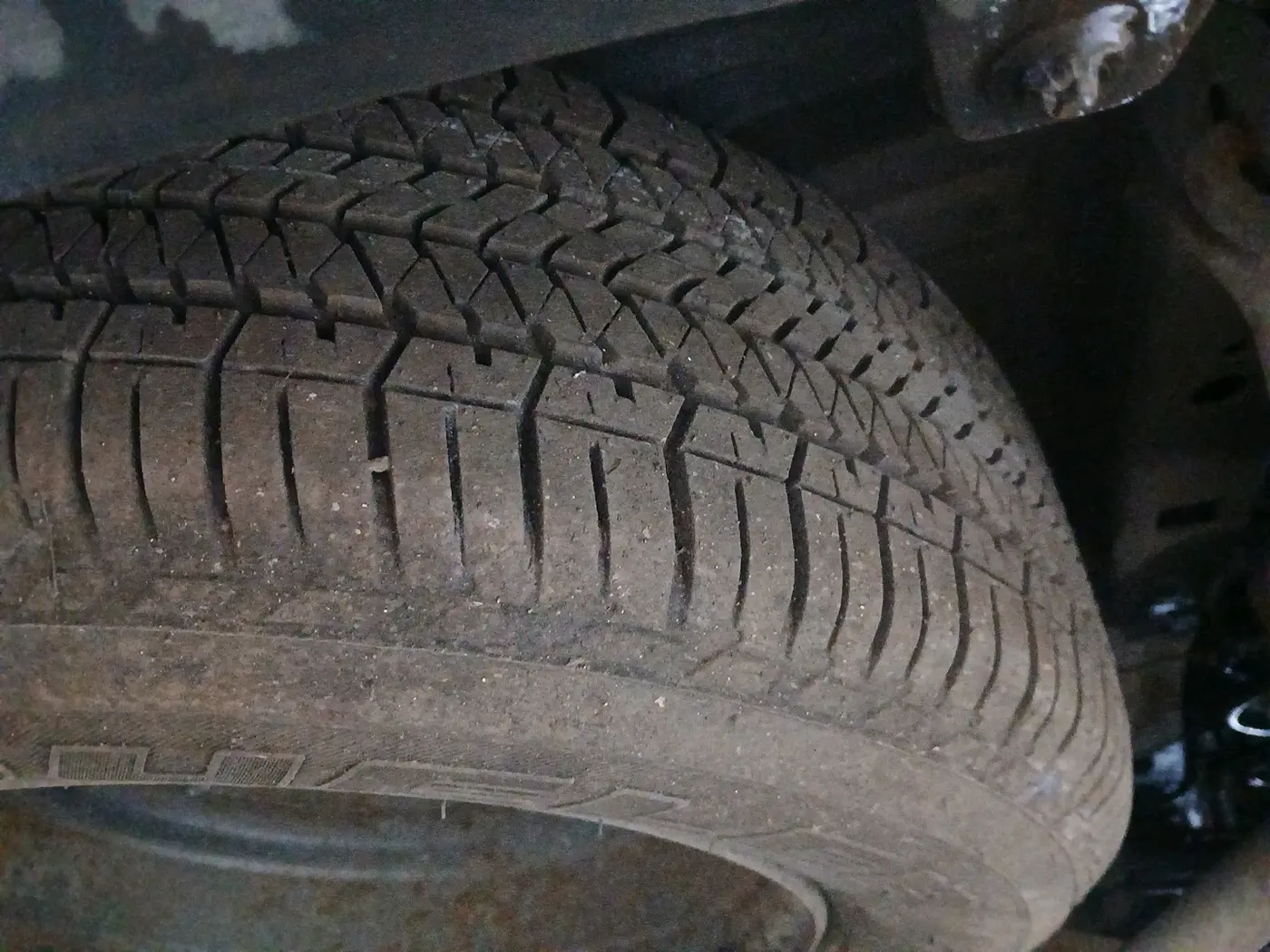 2019 Mahindra XUV500 W9 AT, Diesel, Automatic, 39,009 km, tyre
