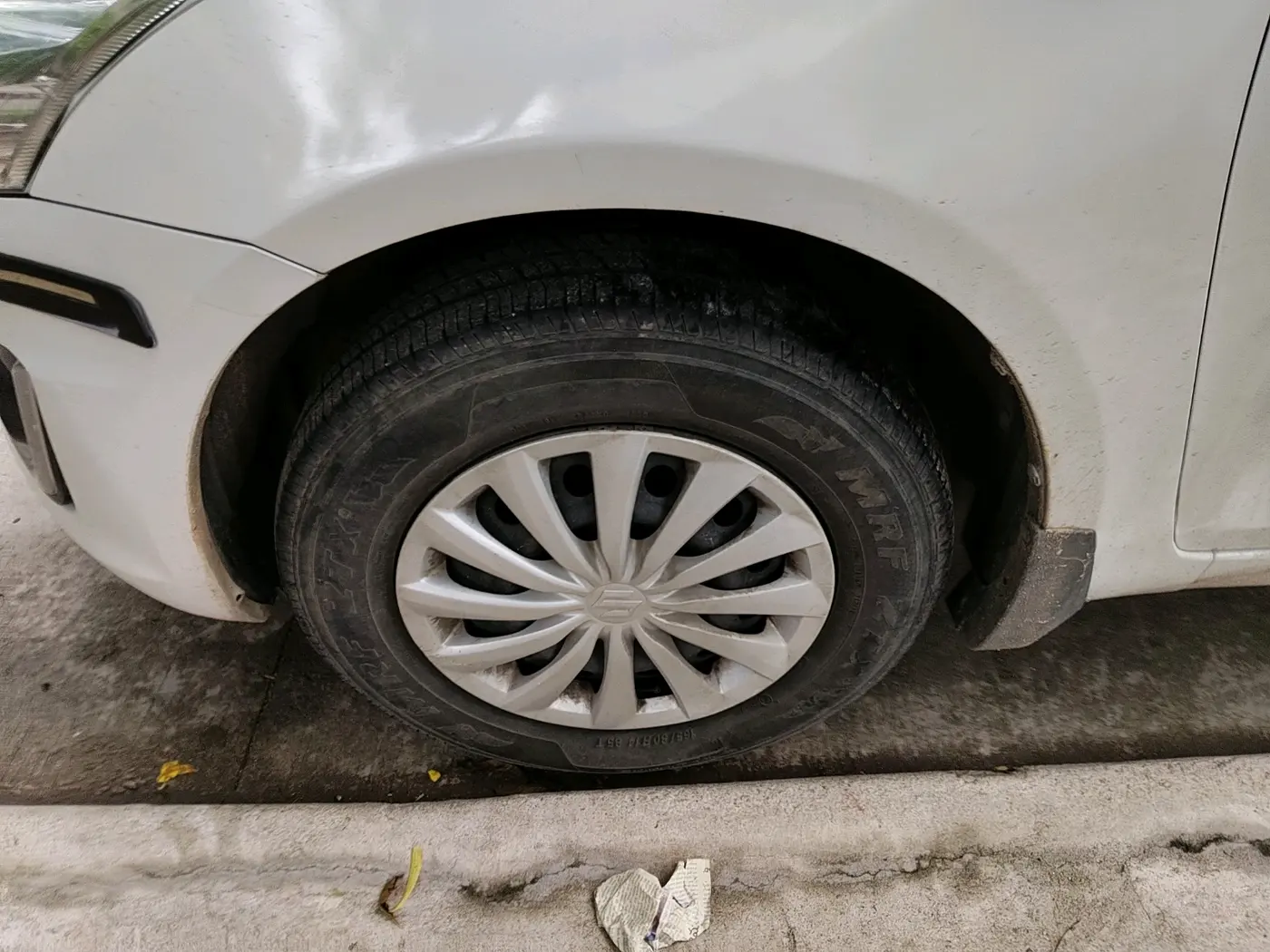 2016 Maruti Swift VDI ABS, Diesel, Manual, 85,373 km, tyre