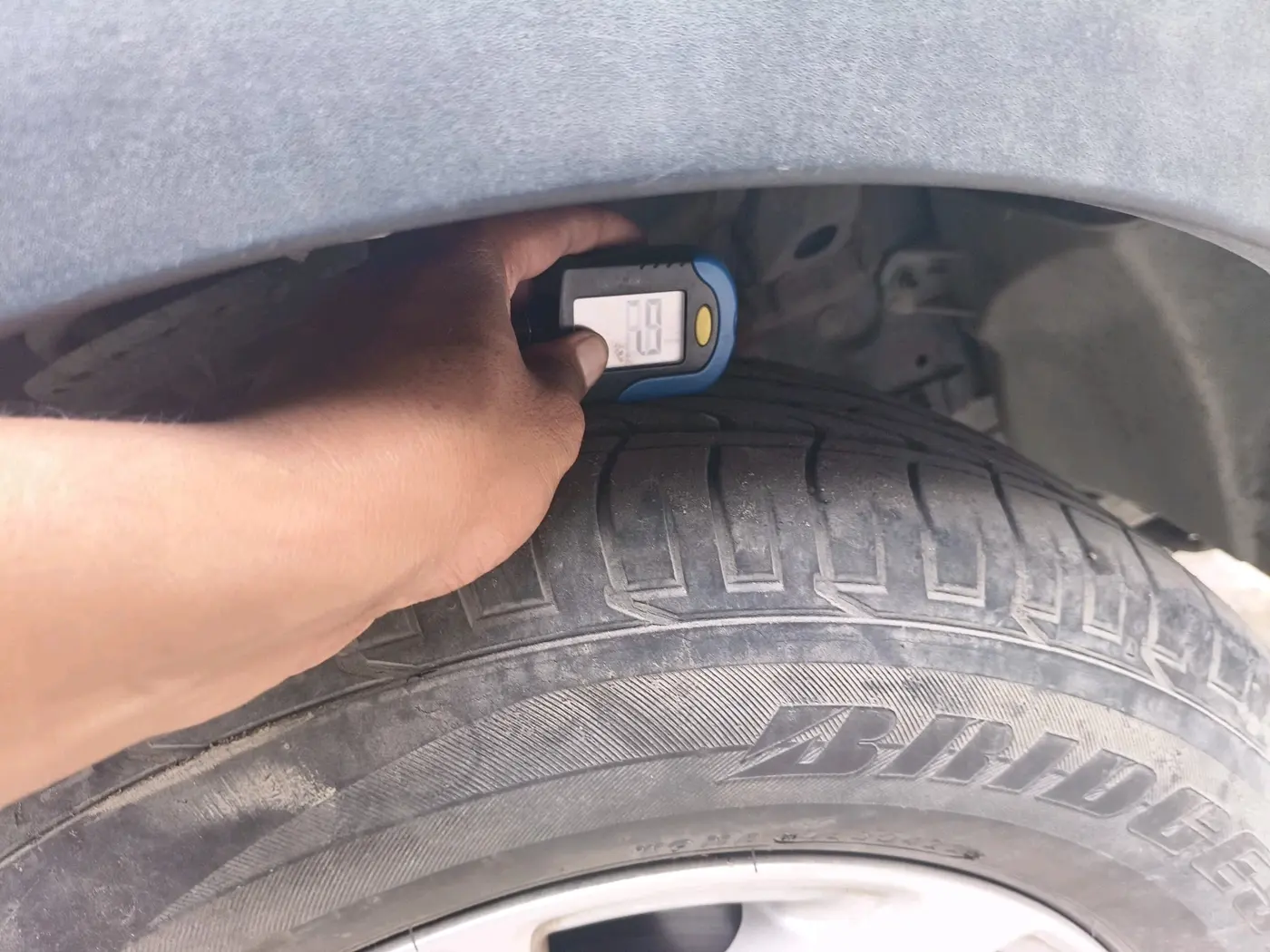 2022 Mahindra XUV300 W8 1.2 PETROL, Petrol, Manual, 67,846 km, tyre