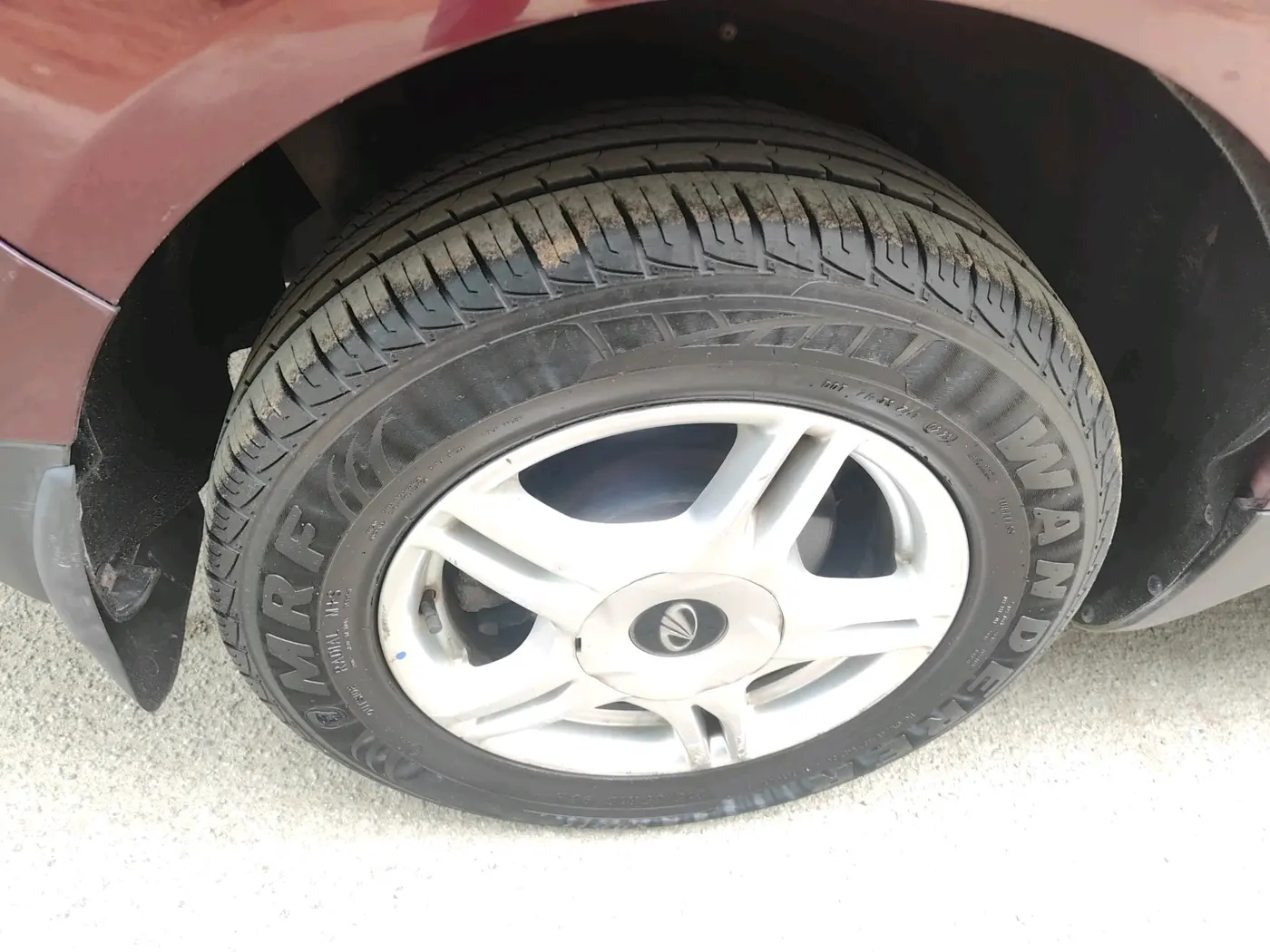 2020 Mahindra MARAZZO M6 8 STR, Diesel, Manual, 1,02,409 km, tyre