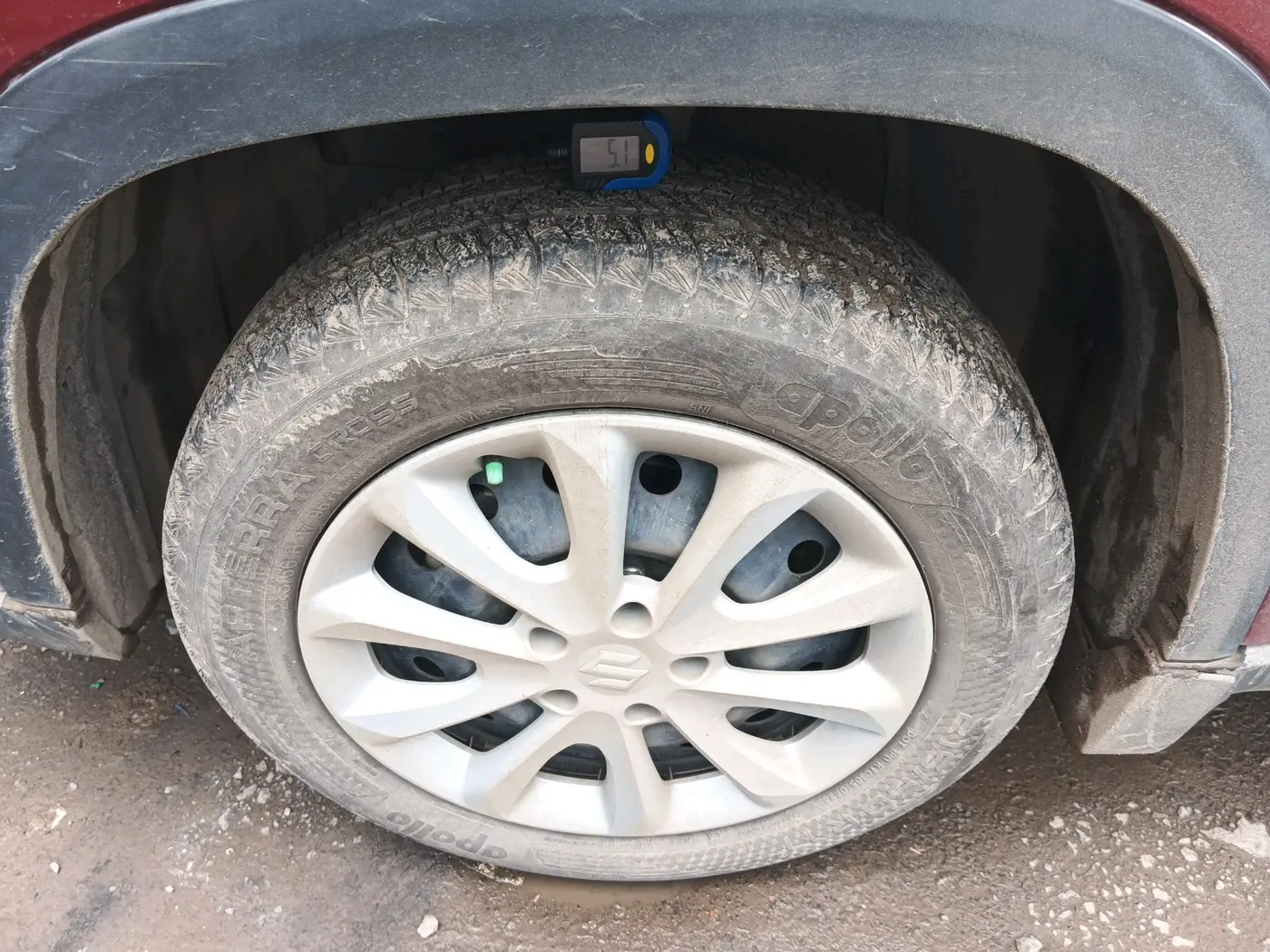 2024 Maruti Grand Vitara DELTA SMART HYBRID, Petrol, Manual, 25,422 km, tyre