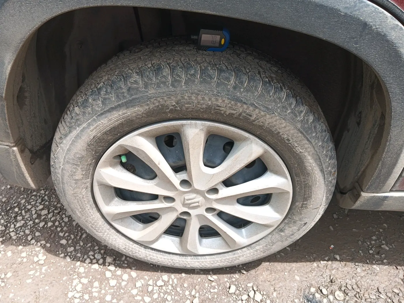 2024 Maruti Grand Vitara DELTA SMART HYBRID, Petrol, Manual, 25,422 km, tyre
