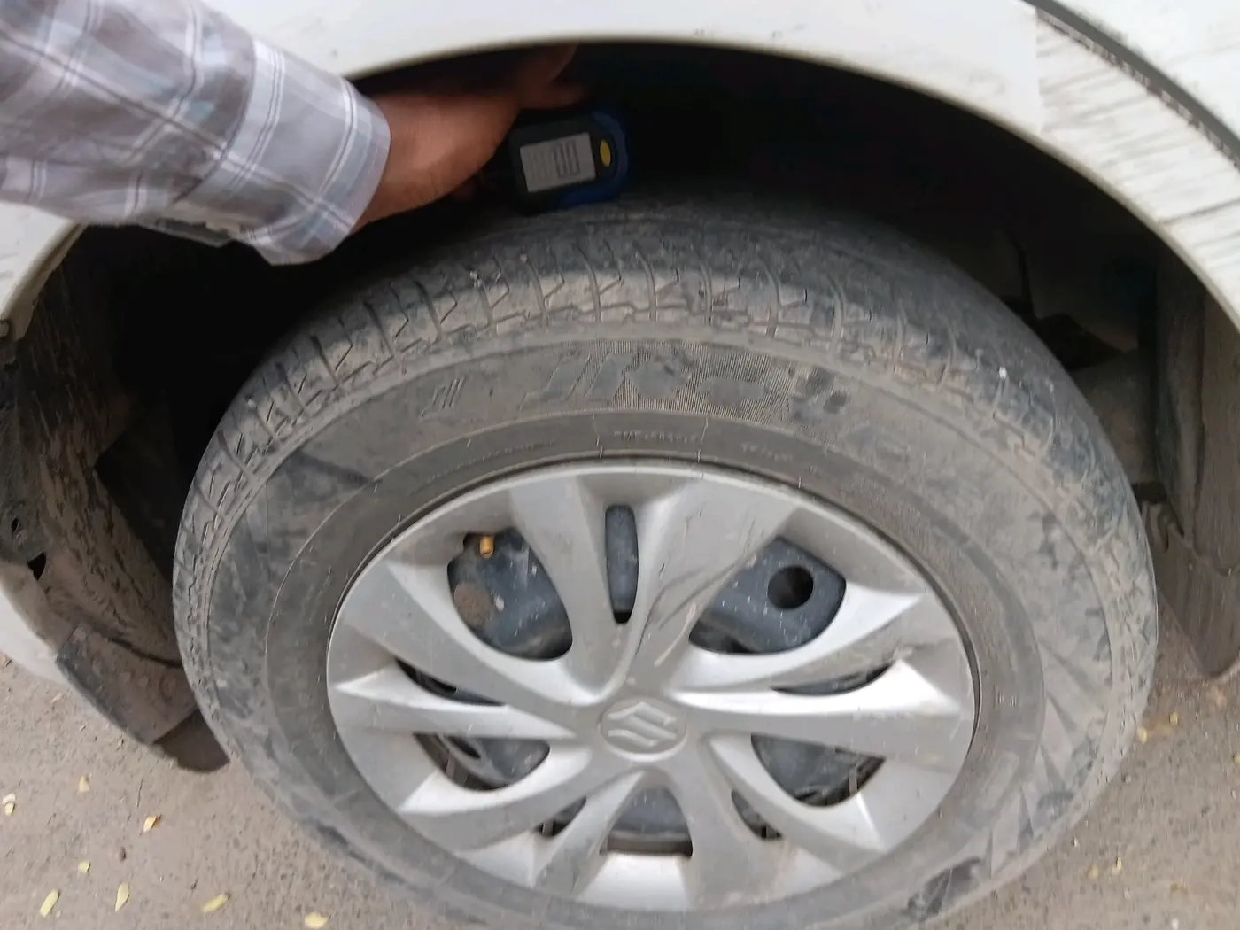 2019 Maruti Swift VXI, Petrol, Manual, 1,16,747 km, tyre