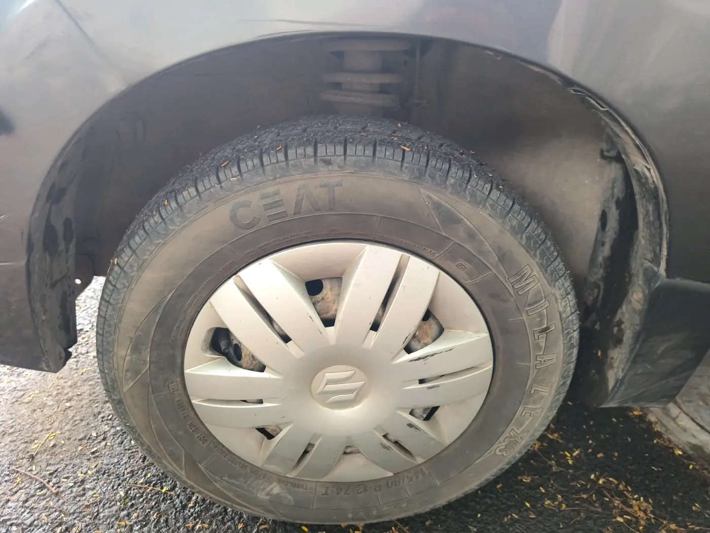 2018 Maruti Alto 800 LXI, CNG, Manual, 94,678 km, tyre