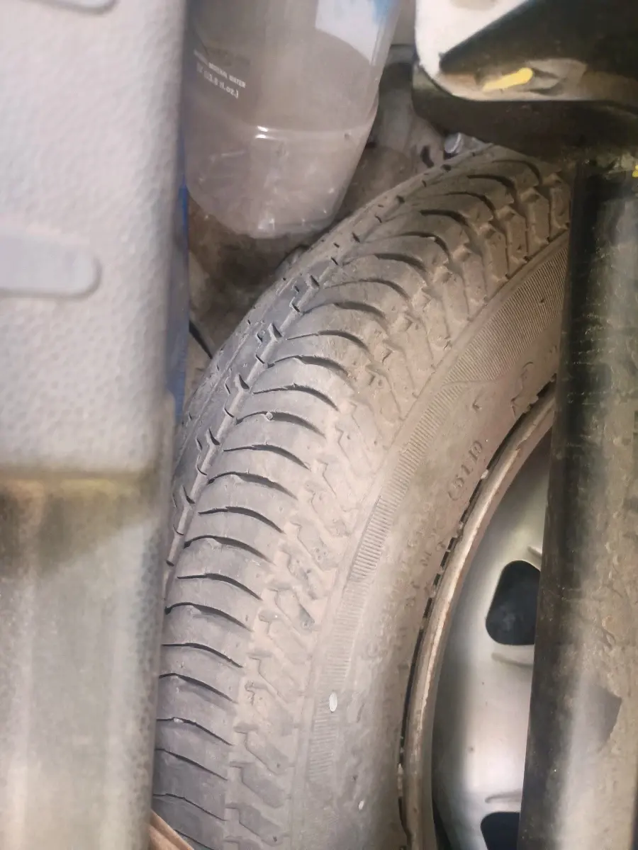 2018 Maruti Alto K10 LXI CNG, CNG, Manual, 71,560 km, tyre