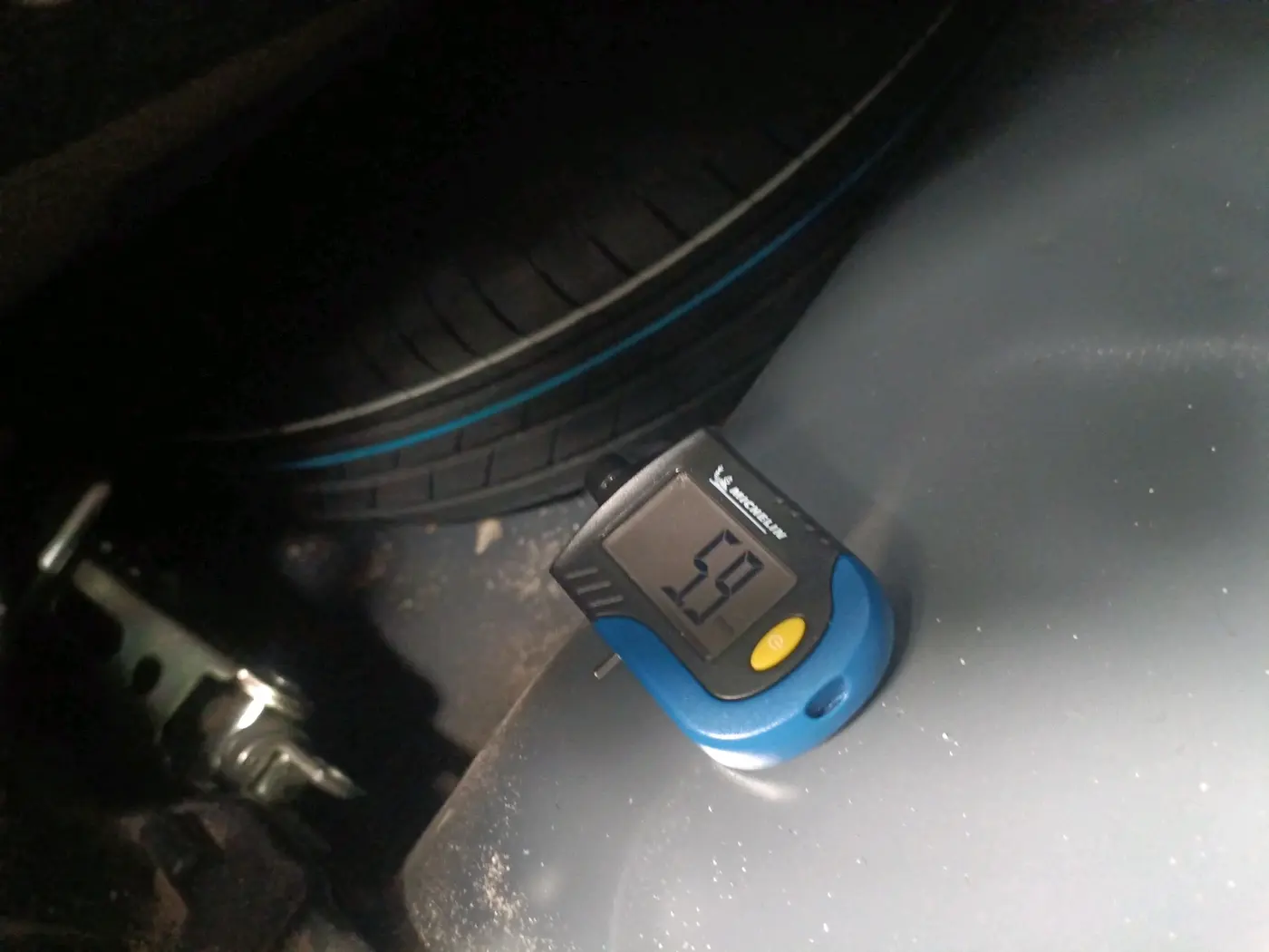 2026 Maruti Dzire VXi CNG, CNG, Manual, 9,376 km, tyre