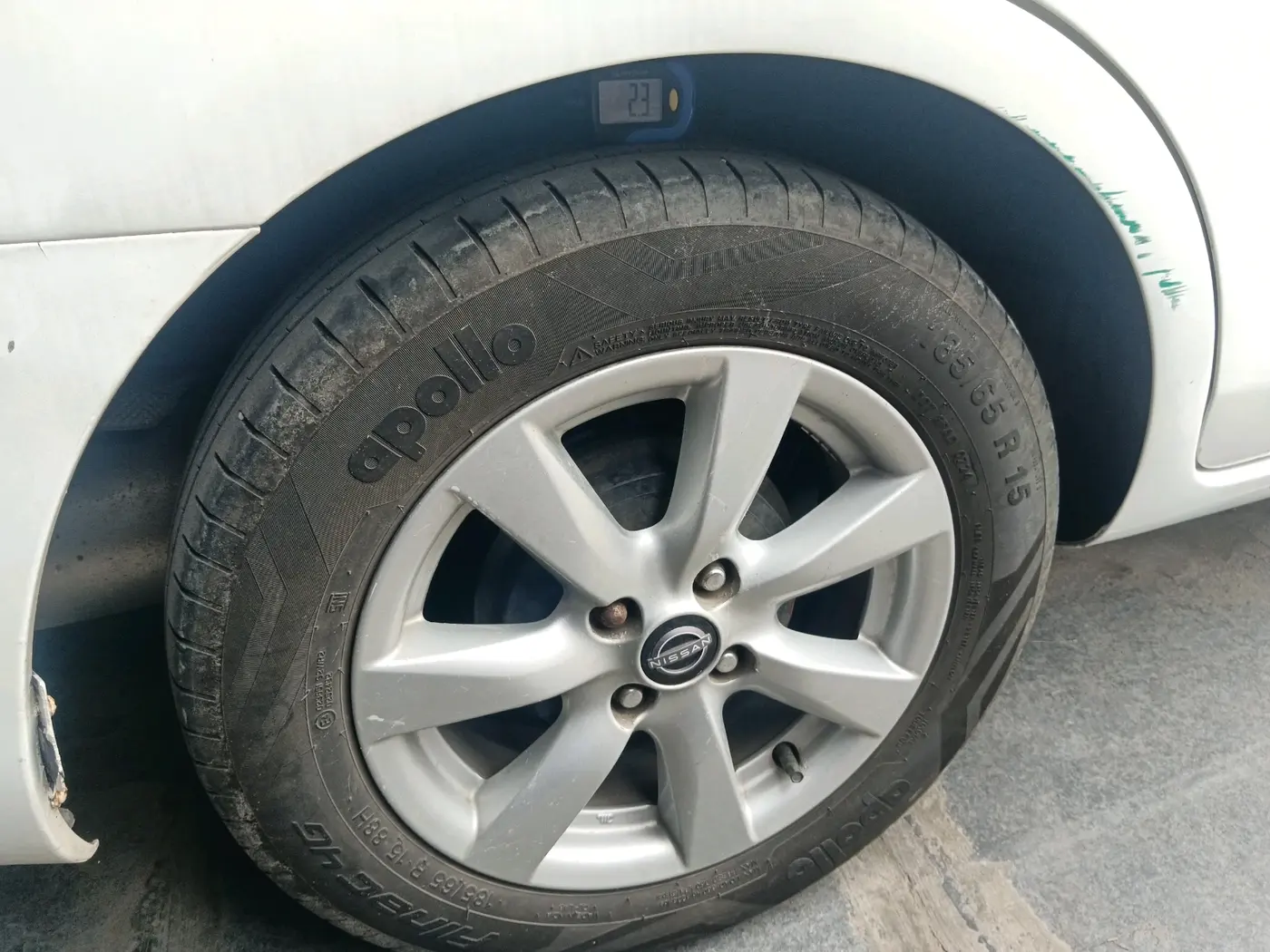 2011 Nissan Sunny XV DIESEL, Diesel, Manual, 2,36,574 km, tyre