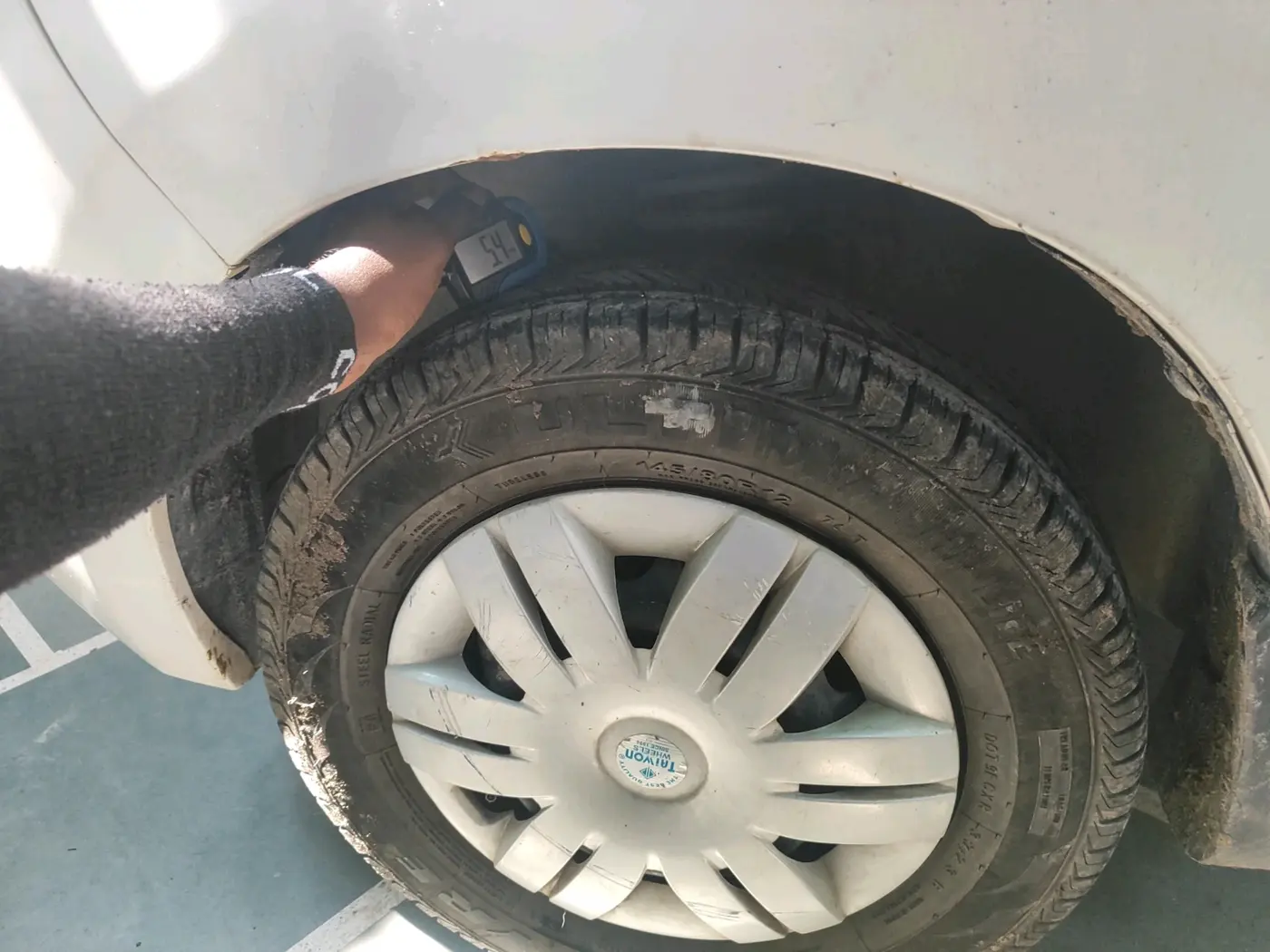2020 Maruti Alto LXI CNG, CNG, Manual, 62,424 km, tyre