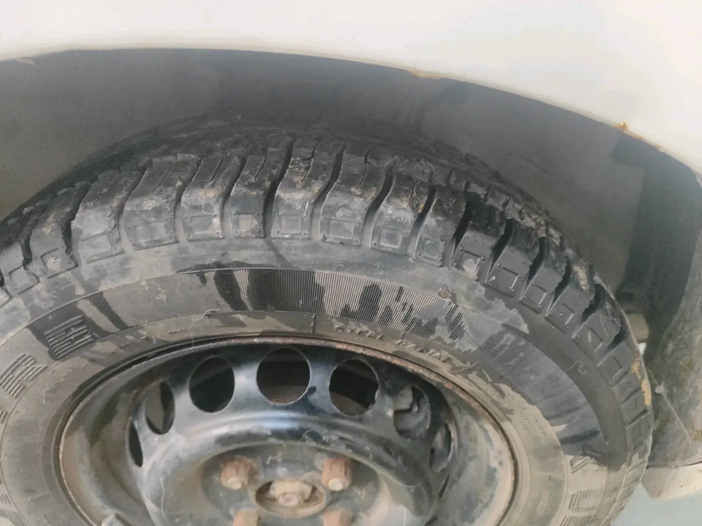 2020 Maruti Alto LXI CNG, CNG, Manual, 62,424 km, tyre