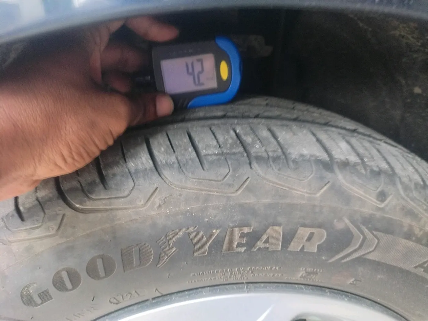 2021 Tata Tiago XT PETROL, Petrol, Manual, 26,977 km, tyre