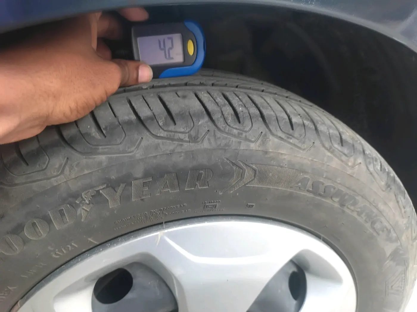 2021 Tata Tiago XT PETROL, Petrol, Manual, 26,977 km, tyre