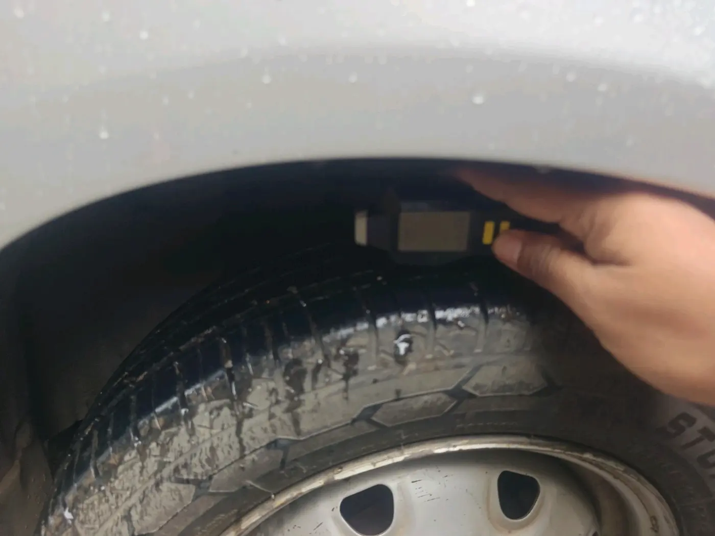 2011 Maruti Alto K10 LXI, Petrol, Manual, 1,21,068 km, tyre