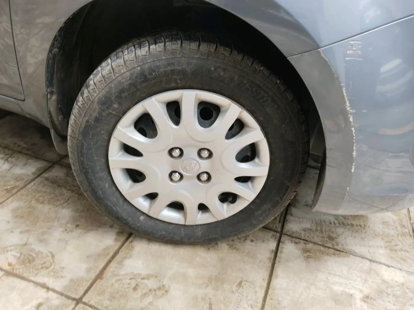 2011 Hyundai i20 MAGNA 1.2, Petrol, Manual, 10,969 km, tyre