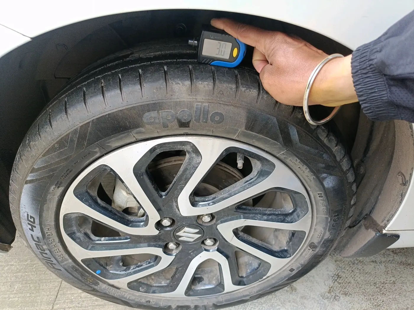 2022 Maruti Baleno ALPHA 1.2 AGS, Petrol, Automatic, 42,430 km, tyre