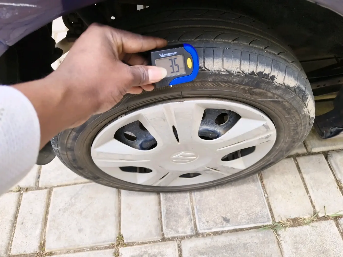 2018 Maruti Wagon R 1.0 VXI OPT, Petrol, Manual, 63,660 km, tyre