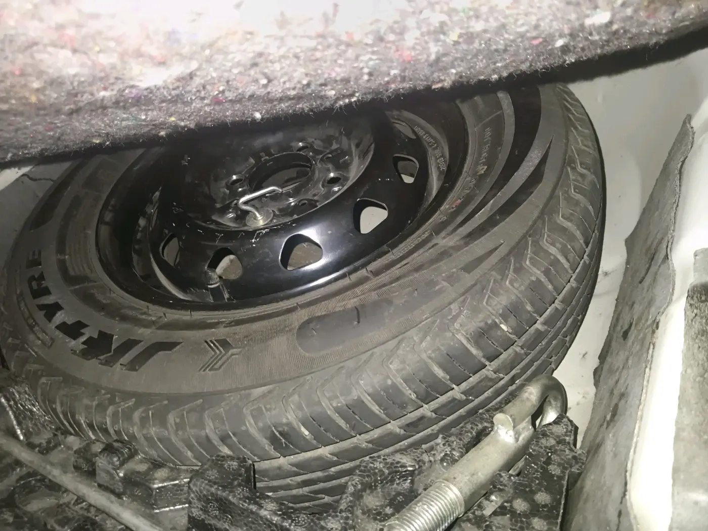 2022 Tata TIGOR XZ PLUS CNG, CNG, Manual, 84,542 km, tyre
