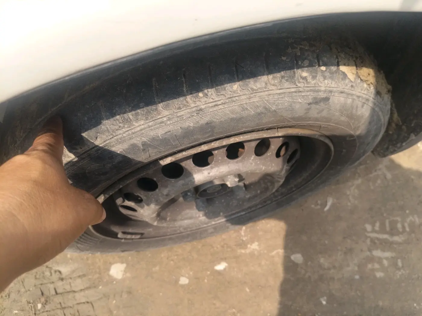 2014 Honda Amaze 1.2L I-VTEC E, CNG, Manual, 83,611 km, tyre
