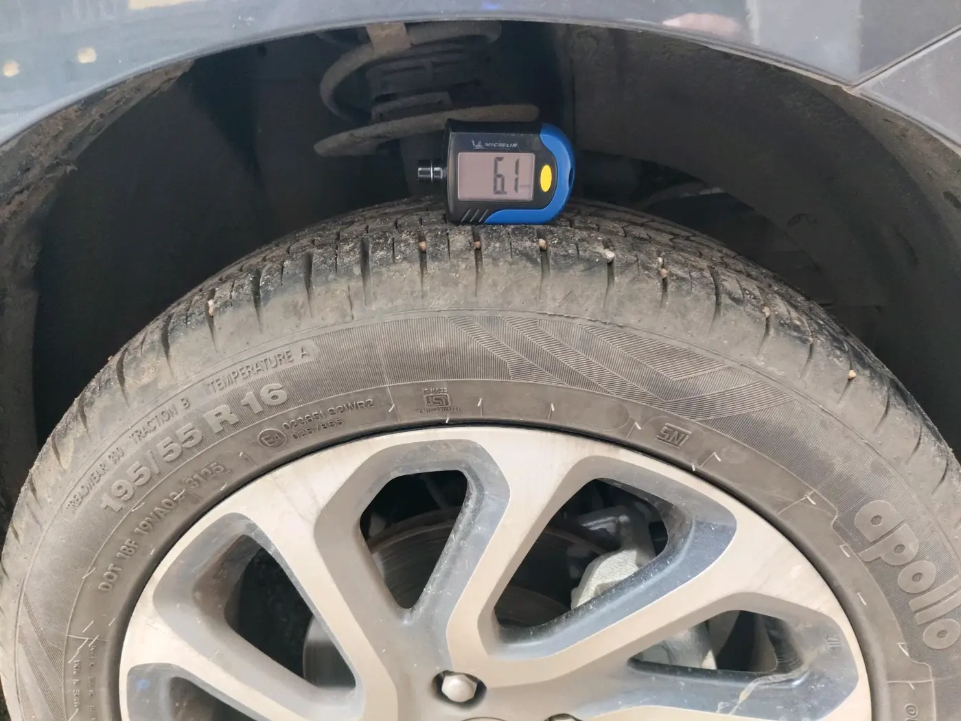 2025 Maruti Baleno ALPHA 1.2 AGS, Petrol, Automatic, 14,534 km, tyre
