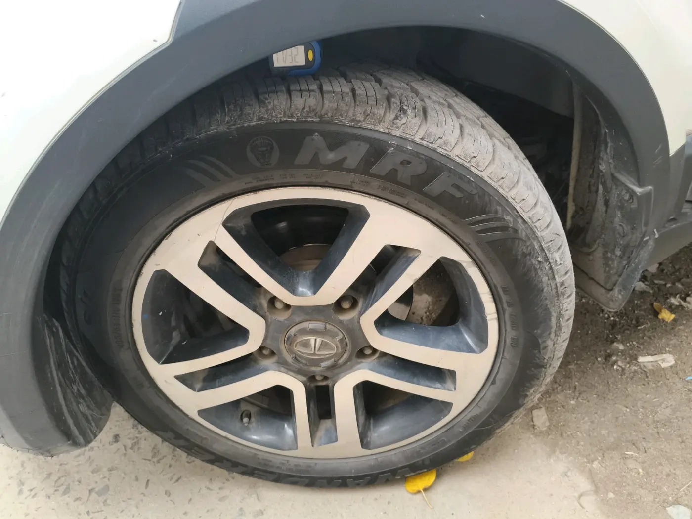 2018 Tata Hexa XT 4X4 7 STR, Diesel, Manual, 1,17,118 km, tyre
