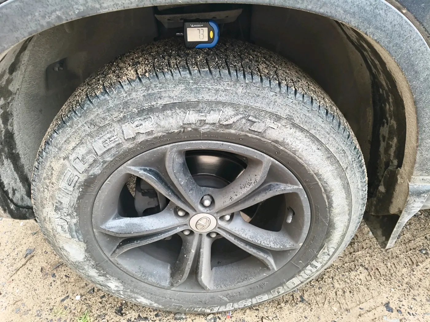 2019 Tata Harrier XT 2.0L KRYOTEC, Diesel, Manual, 77,963 km, tyre