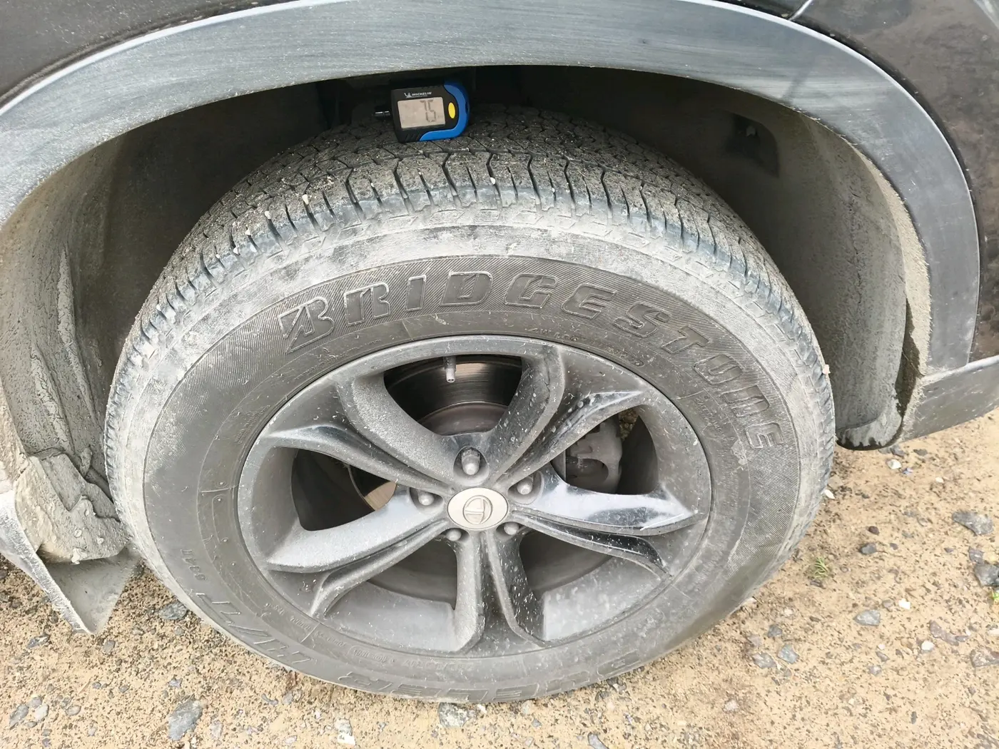 2019 Tata Harrier XT 2.0L KRYOTEC, Diesel, Manual, 77,963 km, tyre