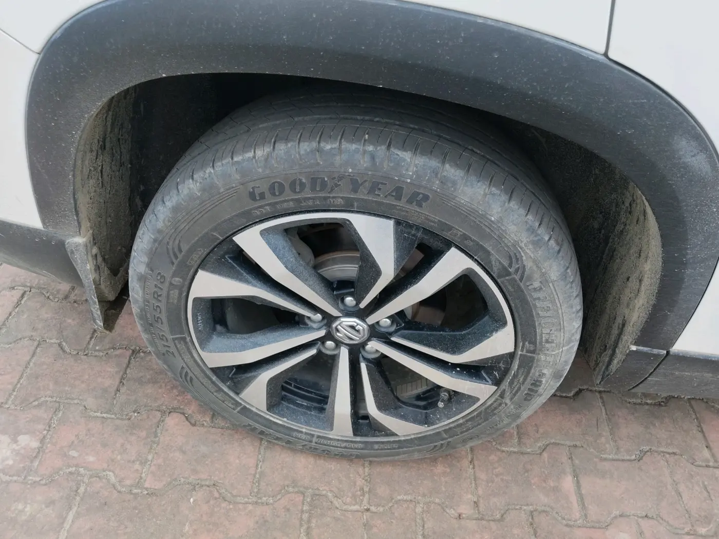 2023 MG HECTOR PLUS SAVVY PRO 1.5 TURBO CVT 6 STR, Petrol, Automatic, 36,406 km, tyre