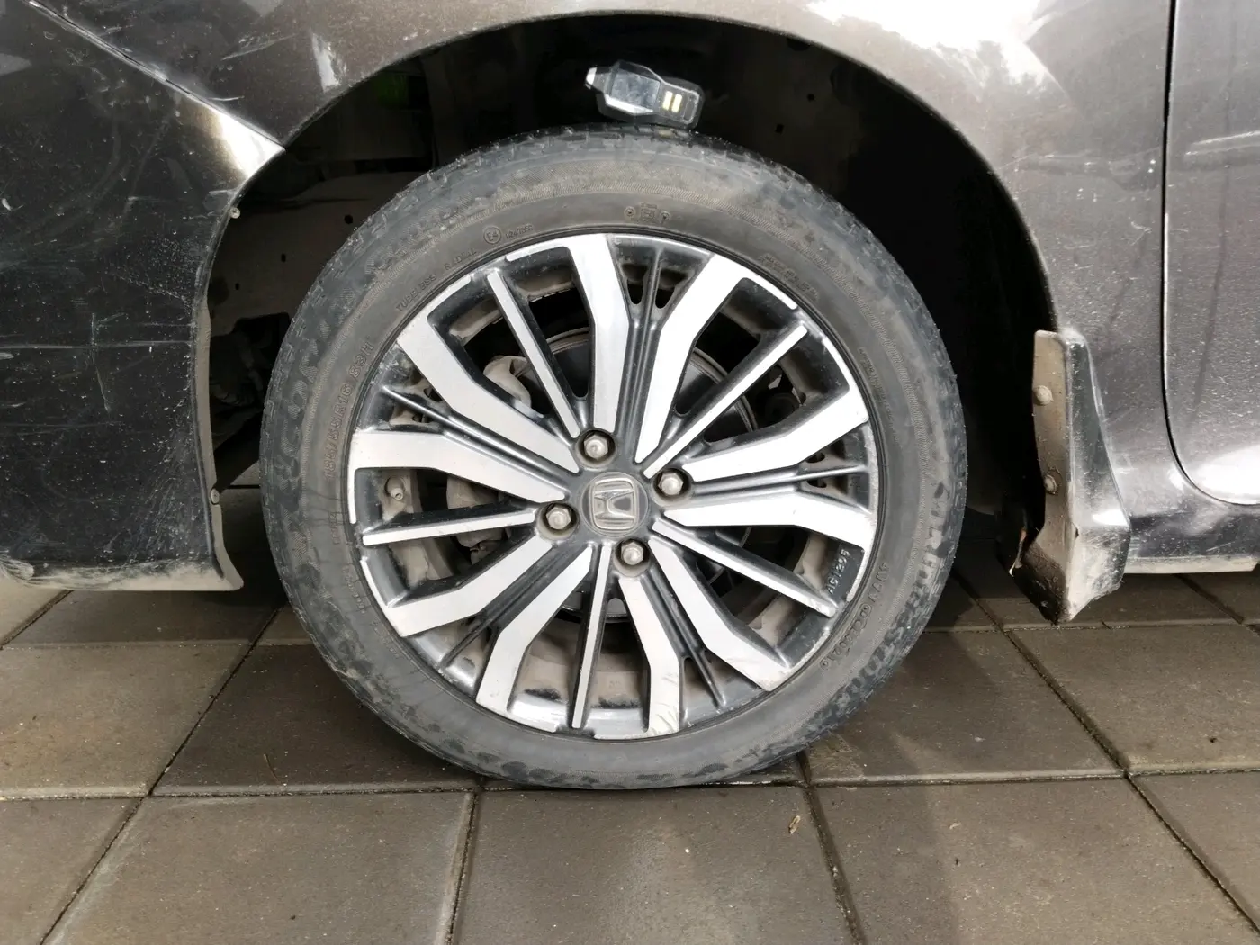 2019 Honda City 1.5L I-VTEC VX CVT, Petrol, Automatic, 58,158 km, tyre