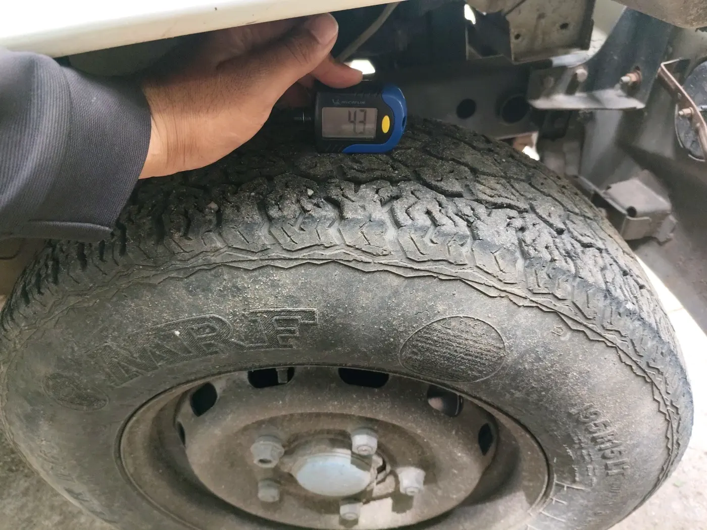 2019 Mahindra Bolero POWER PLUS SLE, Diesel, Manual, 1,45,069 km, tyre