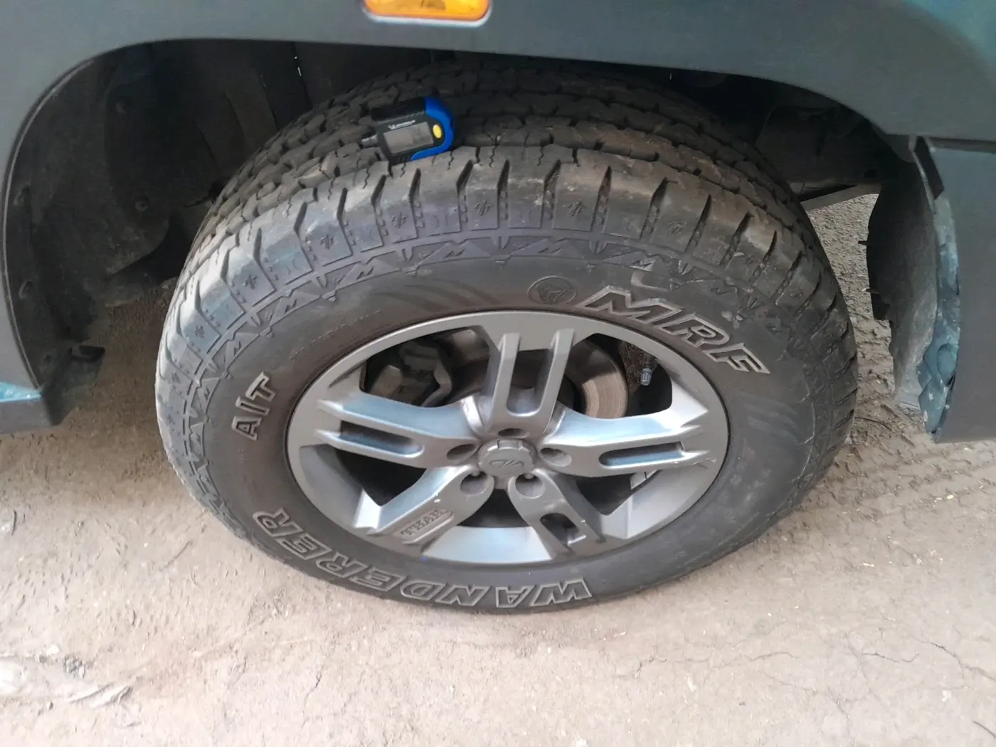 2021 Mahindra Thar LX PETROL HT 4WD AT, Petrol, Automatic, 33,138 km, tyre