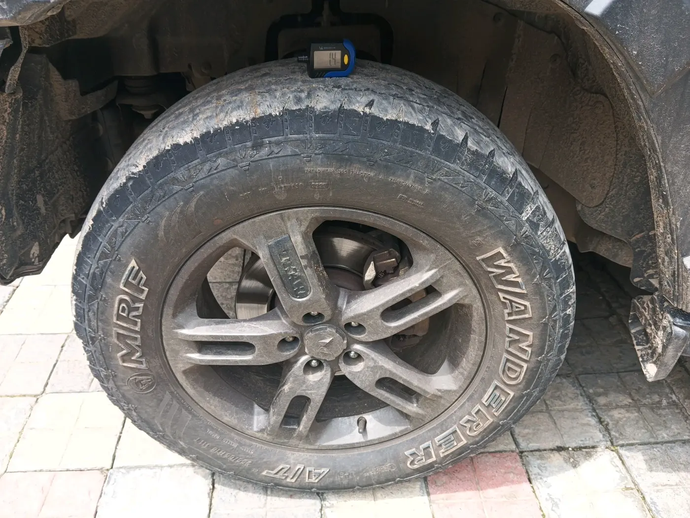 2023 Mahindra Thar LX HARD TOP 4WD MT, Diesel, Manual, 79,463 km, tyre
