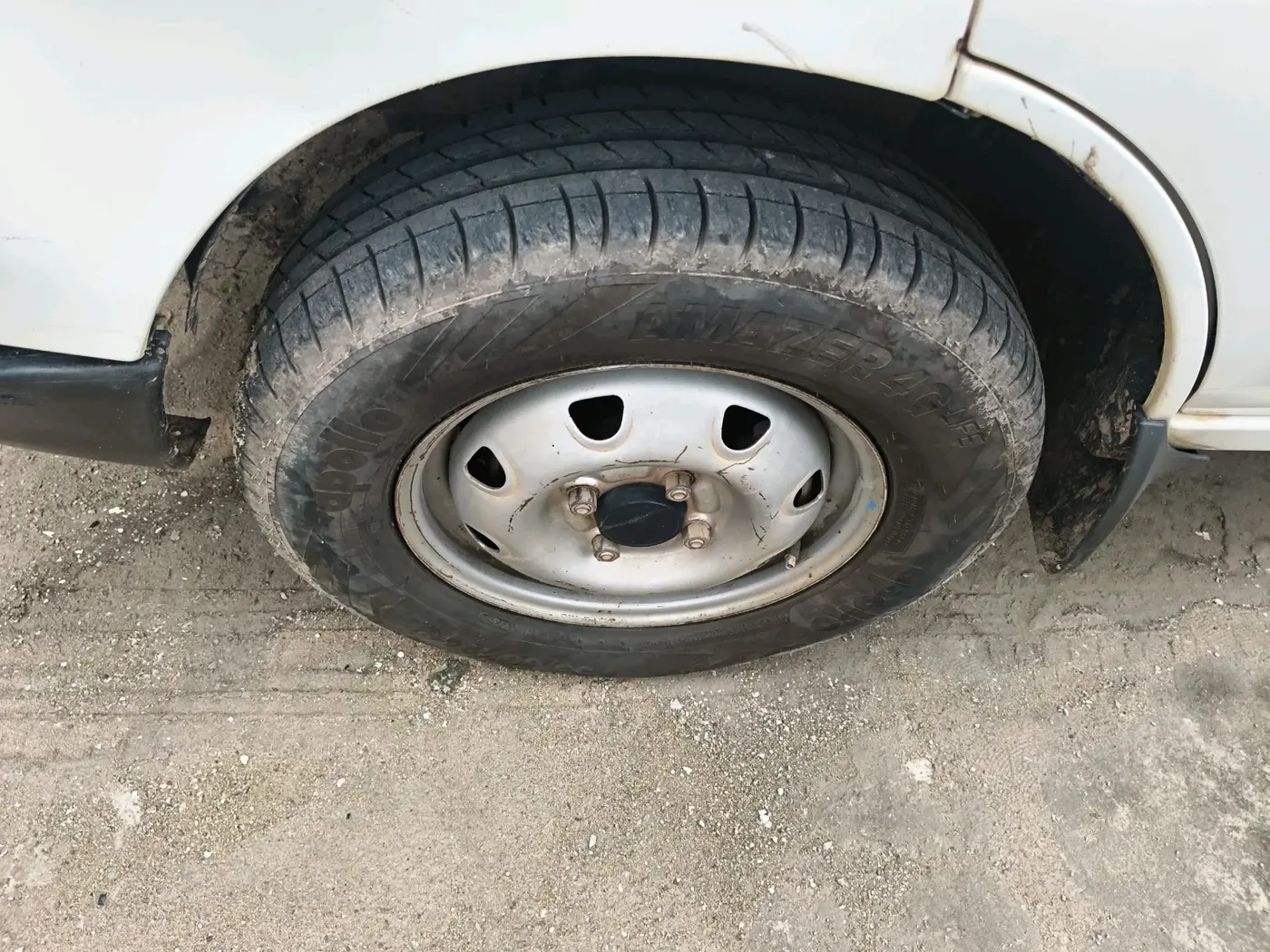 2018 Maruti Eeco 5 STR WITH A/C+HTR, Petrol, Manual, 90,006 km, tyre