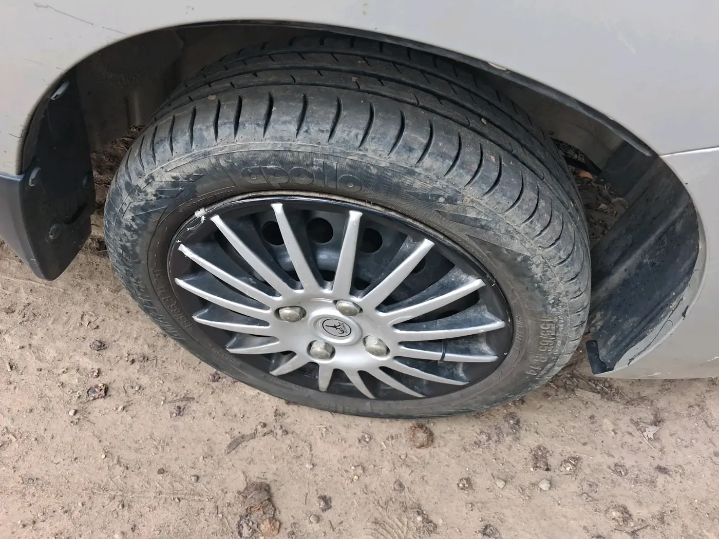 2018 Maruti Wagon R 1.0 VXI, Petrol, Manual, 44,251 km, tyre